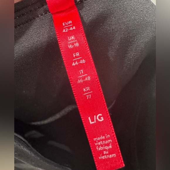 Spanx Faux Leather Black Leggings Size Large - Picture 12 of 14